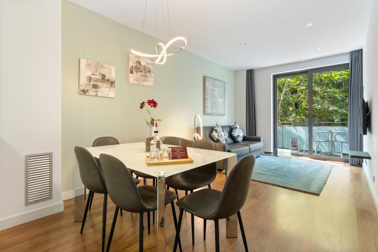 Sensation Sagrada Familia Apartment Barcelona Exterior photo