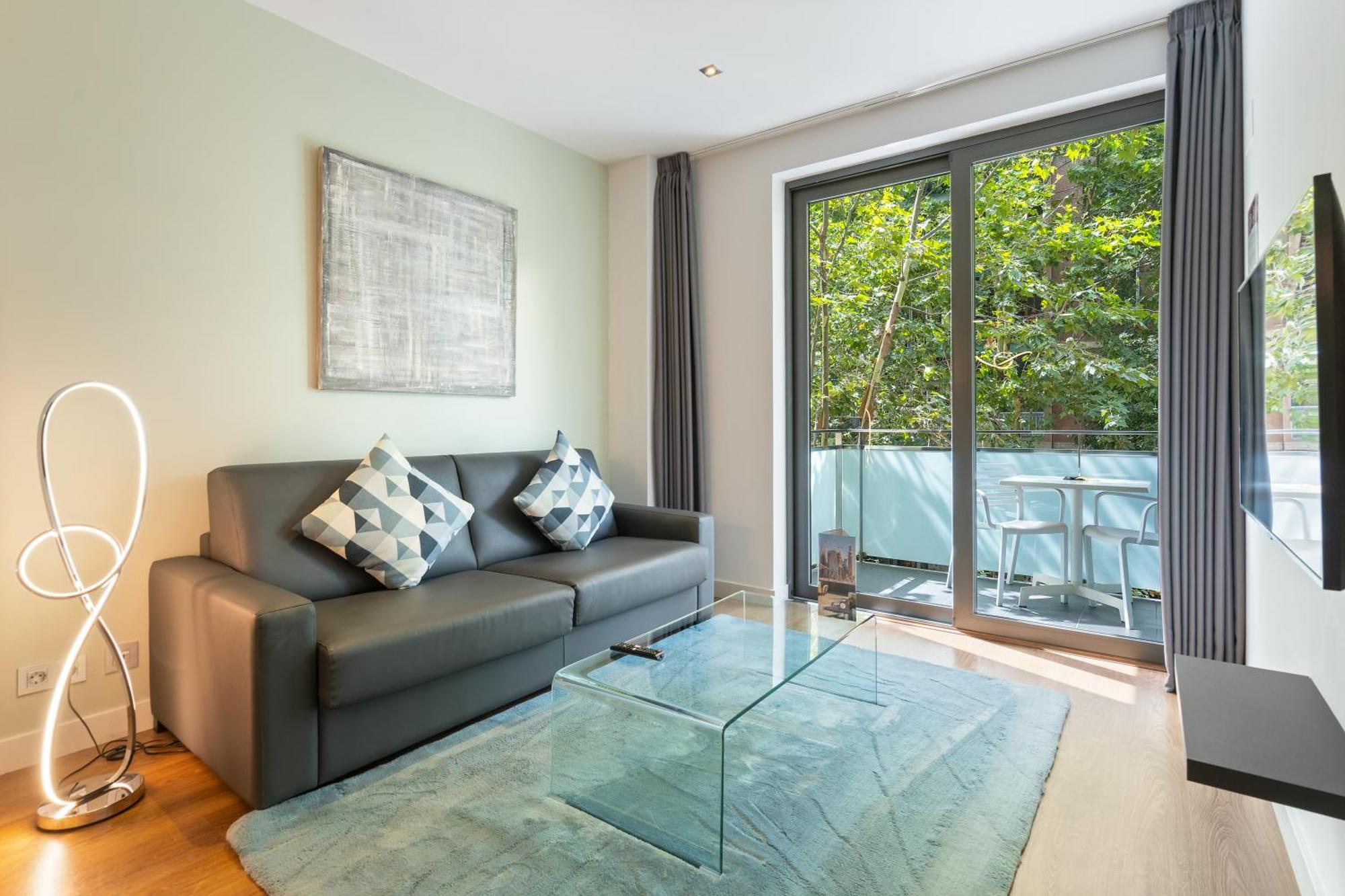 Sensation Sagrada Familia Apartment Barcelona Exterior photo